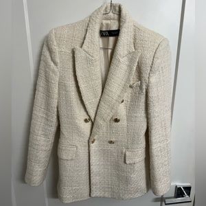 Zara ivory tweed blazer with gold buttons